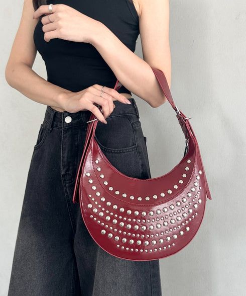 スタッズハーフムーンバッグ | MD1255067 | レッド