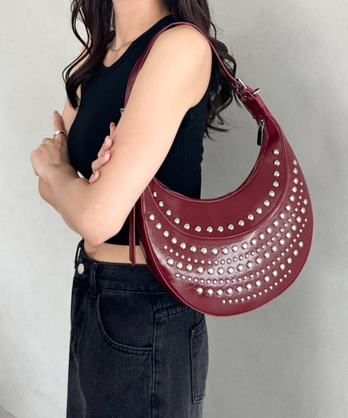 スタッズハーフムーンバッグ | MD1255067 | レッド