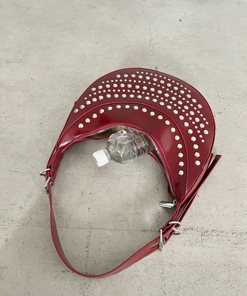 スタッズハーフムーンバッグ | MD1255067 | レッド
