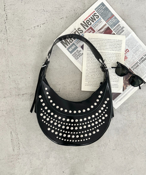 スタッズハーフムーンバッグ | MD1255067 | ブラック