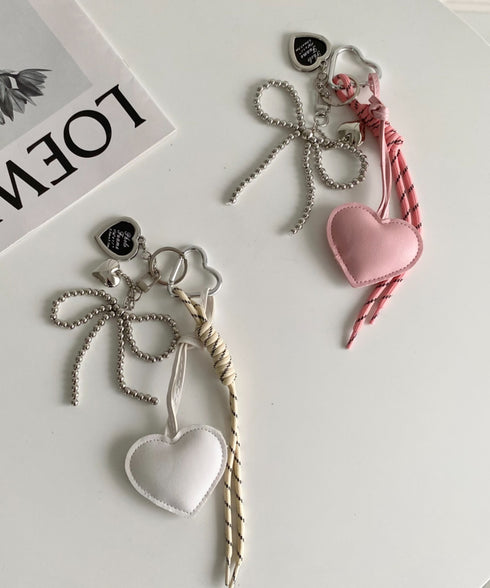 ハートモチーフ ビーズリボン マルチチャーム | WR6255068 | ホワイト