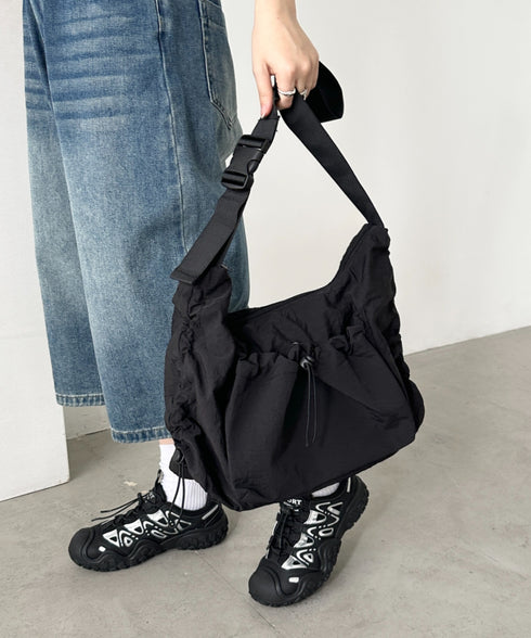 【A4サイズ対応】ポケット付きドロストショルダーバッグ | CL1255052 | ブラック