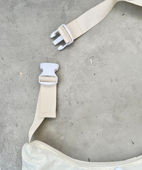 【A4サイズ対応】ポケット付きドロストショルダーバッグ | CL1255052 | アイボリー