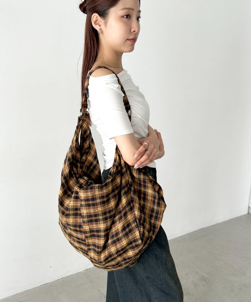 大容量チェックショルダーバッグ | BA1255048 | イエロー