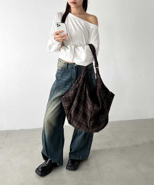 大容量チェックショルダーバッグ | BA1255048 | ダークブラウン