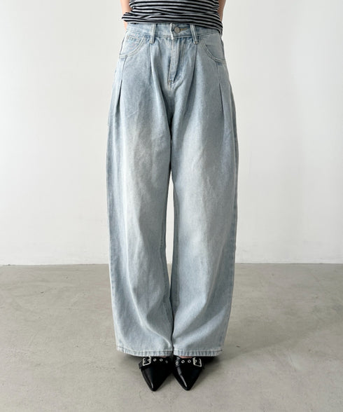 タックワイドカーブデニムパンツ | BA2255049 | ライトブルー