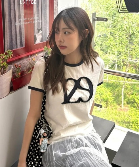 ILLIGO(イリゴ)/ロゴパッチ 刺繍 Tシャツ 半袖/129 LOGO PATCH T-SHIRT | AT2252072 | クリーム