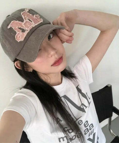 MUCENT(ムセント)/ヴィンテージ ウォッシング アップリケ ベースボール キャップ サイズ調整可能/VINTAGE WASHING APPLIQUE BALL CAP | AT5252074 | チョコ