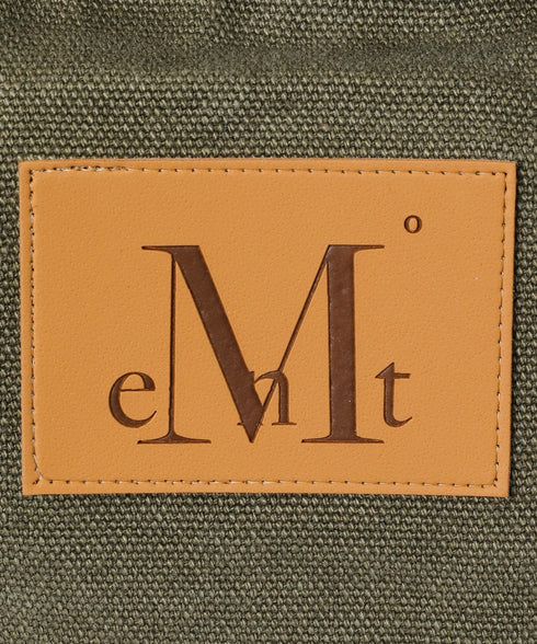 MUCENT(ムセント)/ユニセックス ワンポイントロゴ ショルダーバッグ メッセンジャー クロスボディバッグ/Syner Messenger Crossbody BAG UNISEX | AT1252077 | カーキ