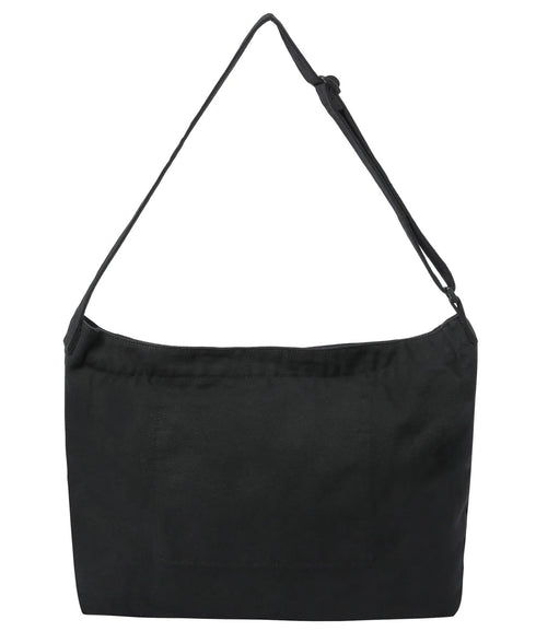 MUCENT(ムセント)/ユニセックス ワンポイントロゴ ショルダーバッグ メッセンジャー クロスボディバッグ/Syner Messenger Crossbody BAG UNISEX | AT1252077 | ブラック