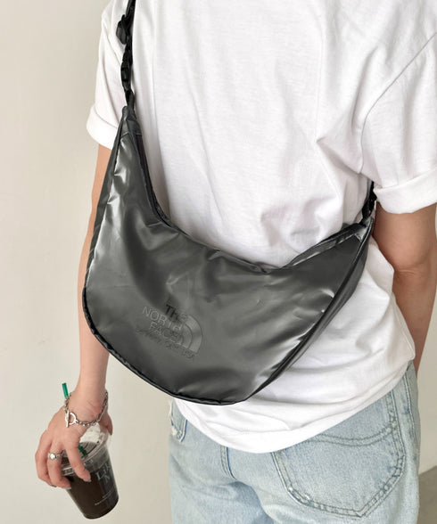 THE NORTH FACE(ザ・ノースフェイス)/軽量 ミニショルダー ホーボーバッグ クロスバッグ/WL HOBO BAG MINI | IM1252085 | グレー