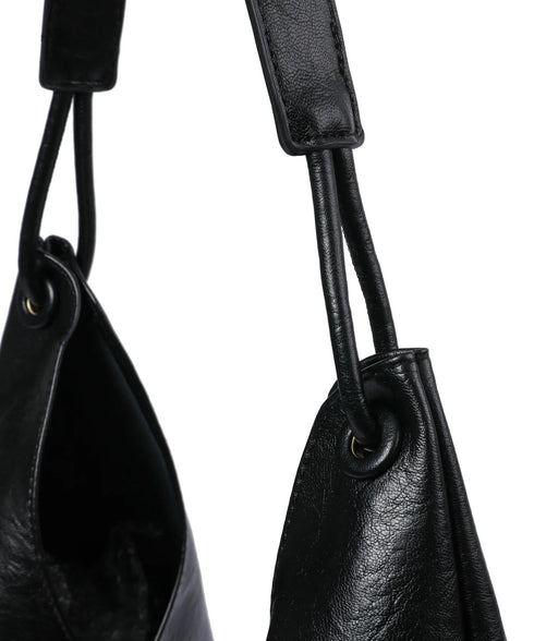 MUCENT(ムセント)/A4サイズ対応 軽量 ポーチ付き ショルダーバッグ/Cats Double Line Eyelet Leather Shoulder Bag UNISEX | AT1252078 | ブラック