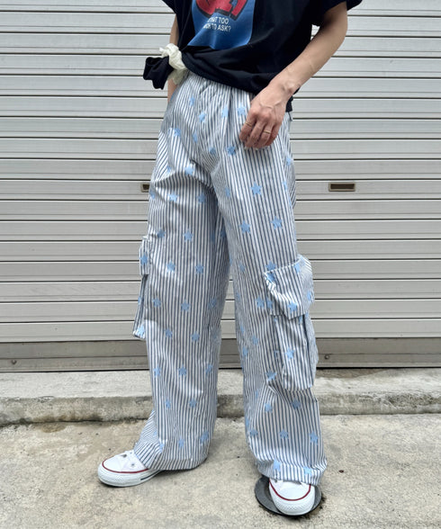 ランダムスターピンストライプパンツ | SL2255089 | ライトブルー