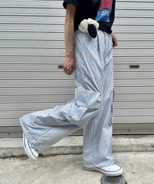 ランダムスターピンストライプパンツ | SL2255089 | ライトブルー