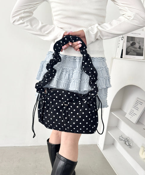 アウトポケットくしゅくしゅドットショルダーバッグ | LO1256008 | ブラック