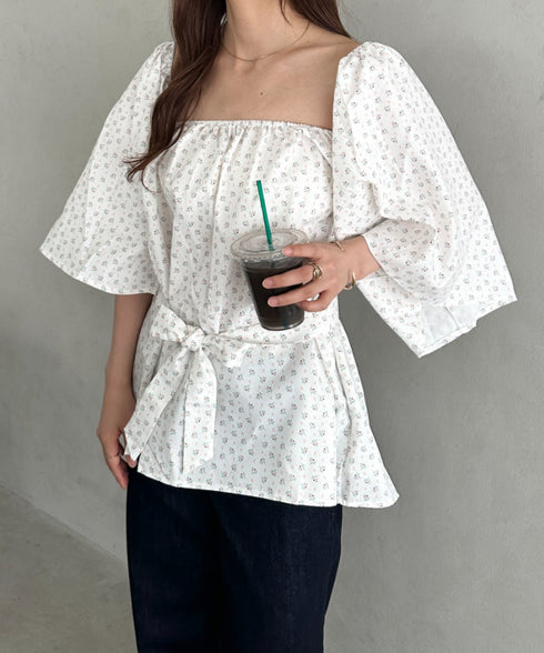 オフショル小花柄ボリュームブラウス | MD2253010 | ホワイト
