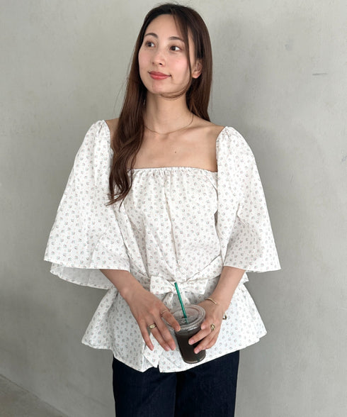 オフショル小花柄ボリュームブラウス | MD2253010 | ホワイト