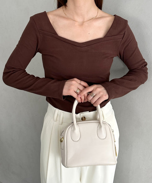 アンバランスネックデザイントップス | MD2253011 | ブラウン