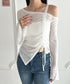 ワンオフショルダー サイドギャザー袖フリルトップス | WR2253007 | ホワイト