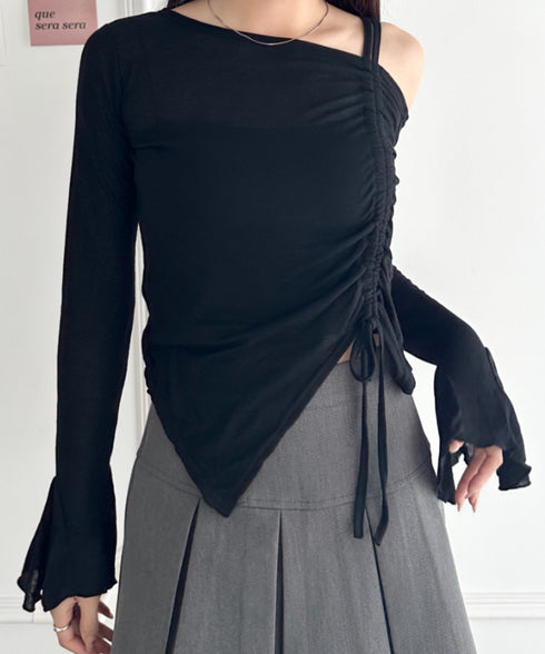 ワンオフショルダー サイドギャザー袖フリルトップス | WR2253007 | ブラック