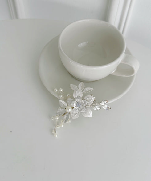 フラワーパールヘアクリップ | SW4251006 | ホワイト