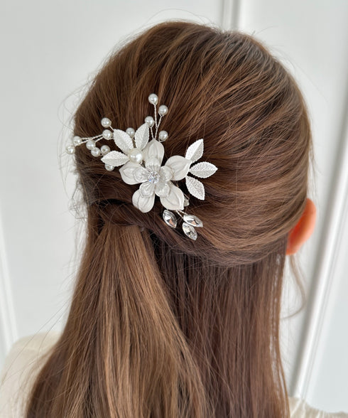 フラワーパールヘアクリップ | SW4251006 | ホワイト
