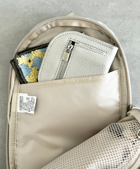 THE NORTH FACE(ザ・ノースフェイス)/軽量 ショルダー クロスボディバッグ スリングバッグ/BOREALIS SLING BAG | IM1252104 | ホワイト
