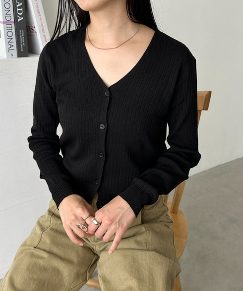 Vネックコンパクトカーディガン | CL2253005 | ブラック