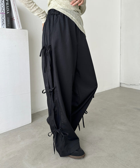 サイドリボンナイロンカーゴパンツ | CL2253007 | ブラック