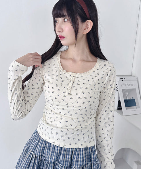 ヘンリーネック小花柄レーストリムトップス | LO2256022 | アイボリー