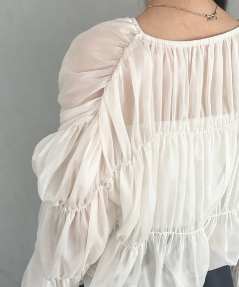 フリルシャーリングシフォンショートブラウス | MD2253016 | アイボリー