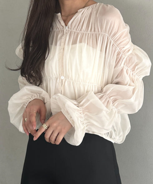 フリルシャーリングシフォンショートブラウス | MD2253016 | アイボリー