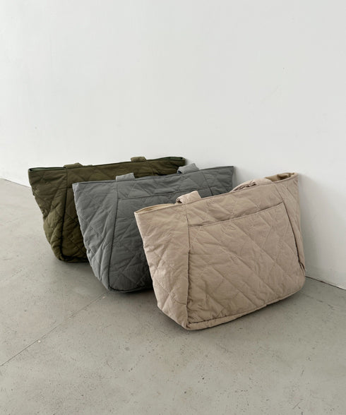 ファスナー付きキルティング軽量トートバッグ マザーズバッグ | MD1253019 | グレー