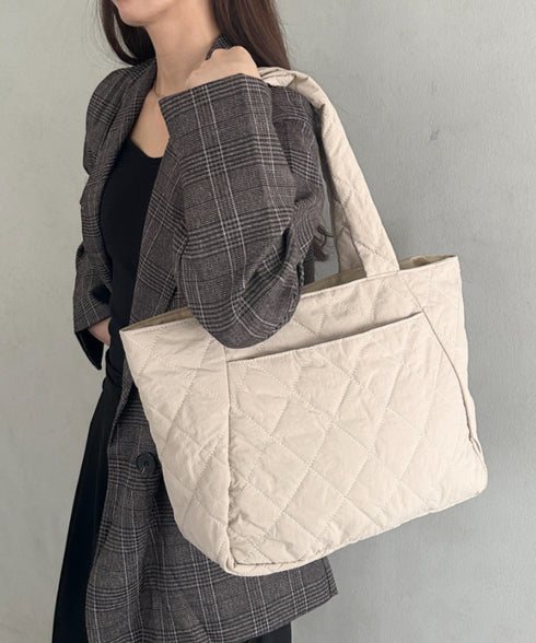 ファスナー付きキルティング軽量トートバッグ マザーズバッグ | MD1253019 | ベージュ