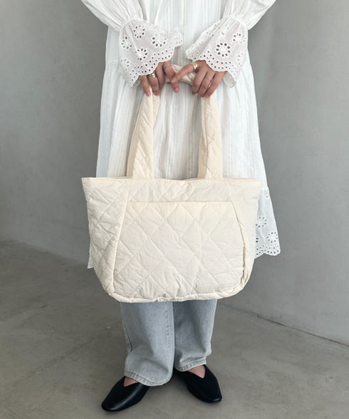 ファスナー付きキルティング軽量トートバッグ マザーズバッグ | MD1253019 | ホワイト