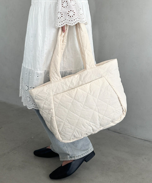 ファスナー付きキルティング軽量トートバッグ マザーズバッグ | MD1253019 | ホワイト