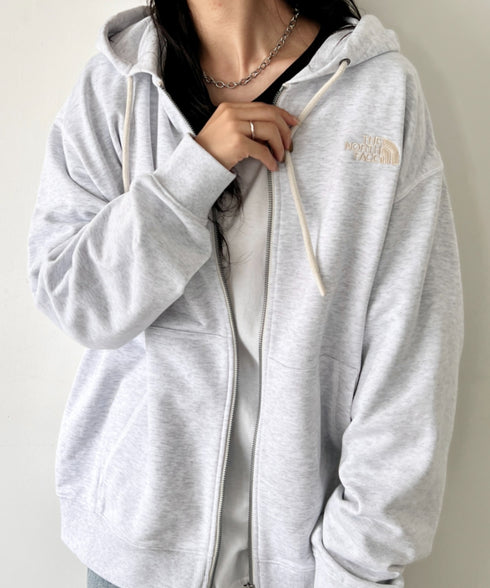 THE NORTH FACE(ザ・ノースフェイス)/ワンポイント ロゴ刺繍 ジップパーカー フーディ/M'S CORE HOOD ZIP UP | IM2253016 | シルバー