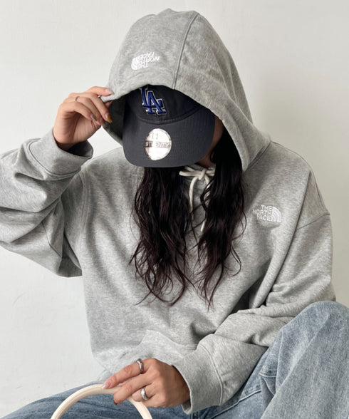 THE NORTH FACE(ザ・ノースフェイス)/ワンポイント ロゴ刺繍 パーカー フーディ/M'S CORE HOODIE | IM2253017 | グレー