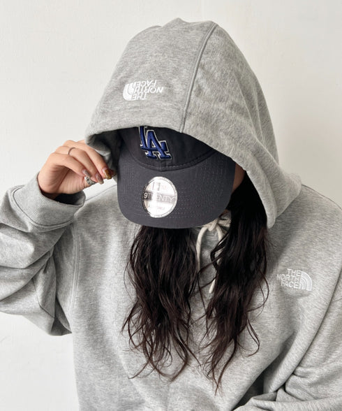 THE NORTH FACE(ザ・ノースフェイス)/ワンポイント ロゴ刺繍 パーカー フーディ/M'S CORE HOODIE | IM2253017 | グレー