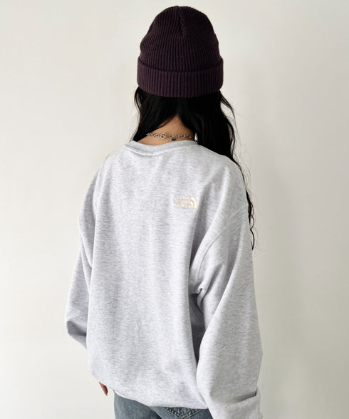 THE NORTH FACE(ザ・ノースフェイス)/ワンポイント ロゴ刺繍 スウェット サイズ展開豊富 大きめサイズあり/M'S CORE SWEATSHIRTS | IM2253018 | シルバー