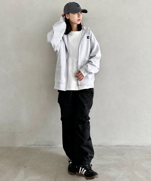 THE NORTH FACE(ザ・ノースフェイス)/ESSENTIAL HOOD ZIP UP/ワンポイント ロゴ ジップパーカー フーディ タックデザイン | IM2253021 | グレー