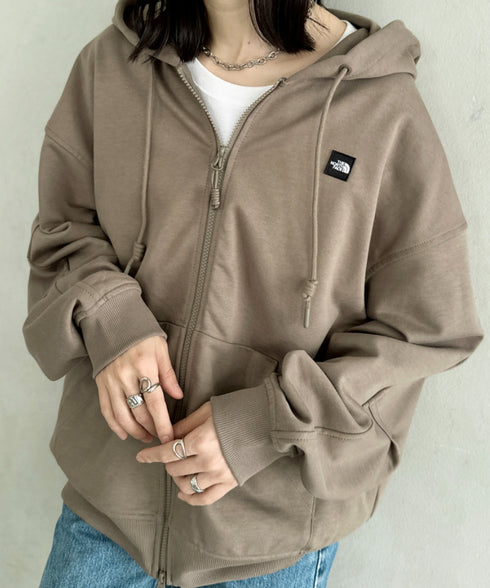 THE NORTH FACE(ザ・ノースフェイス)/ESSENTIAL HOOD ZIP UP/ワンポイント ロゴ ジップパーカー フーディ タックデザイン | IM2253021 | ブラウン
