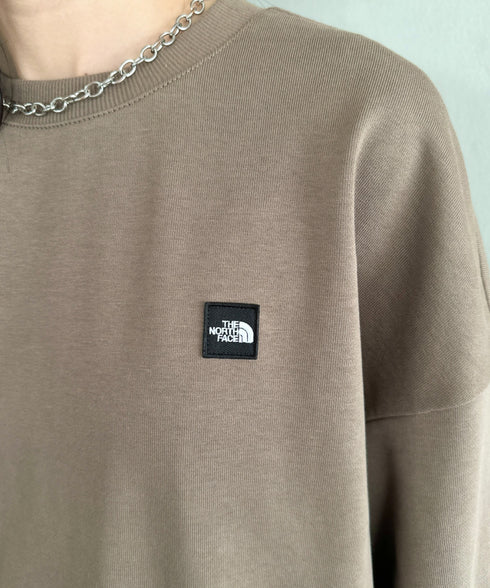 THE NORTH FACE(ザ・ノースフェイス)/ワンポイント ロゴ スウェット サイズ展開豊富 大きめサイズあり/ESSENTIAL SWEATSHIRTS | IM2253022 | ブラウン