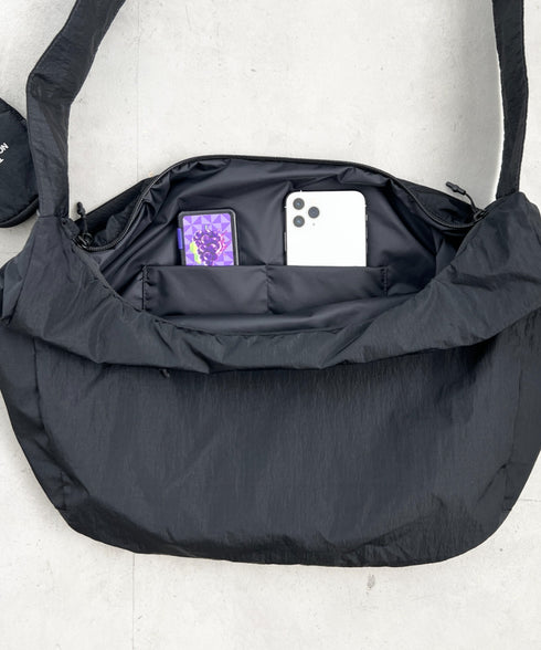 THE NORTH FACE(ザ・ノースフェイス)/A4対応 軽量 大容量 ショルダー ホーボーバッグ/WL HOBO SHOULDER BAG L | IM1253024 | ブラック