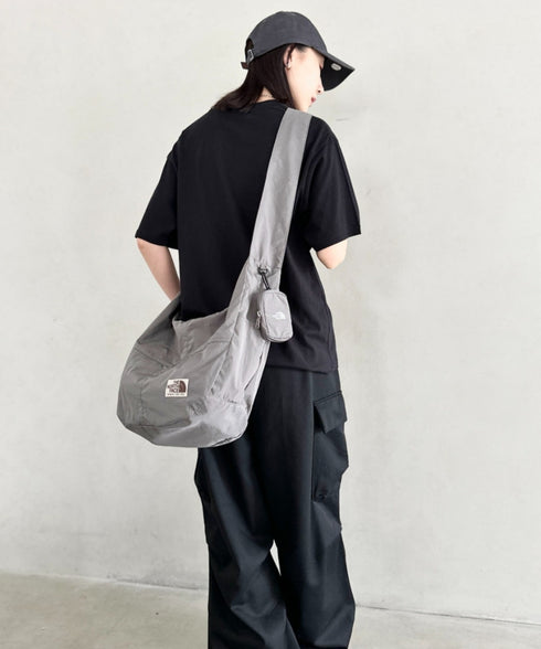 THE NORTH FACE(ザ・ノースフェイス)/A4対応 軽量 大容量 ショルダー ホーボーバッグ/WL HOBO SHOULDER BAG L | IM1253024 | チャコールグレー