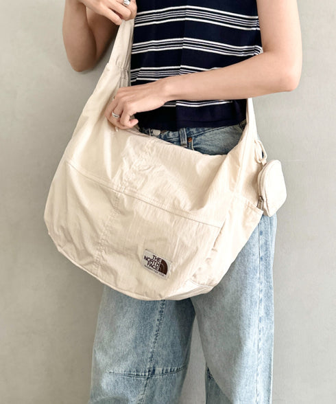 THE NORTH FACE(ザ・ノースフェイス)/A4対応 軽量 大容量 ショルダー ホーボーバッグ/WL HOBO SHOULDER BAG L | IM1253024 | クリーム
