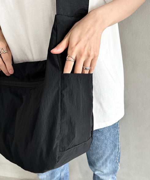 THE NORTH FACE(ザ・ノースフェイス)/A4対応 軽量 大容量 ショルダー ホーボーバッグ/WL HOBO SHOULDER BAG L | IM1253024 | ブラック