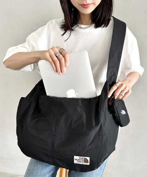 THE NORTH FACE(ザ・ノースフェイス)/A4対応 軽量 大容量 ショルダー ホーボーバッグ/WL HOBO SHOULDER BAG L | IM1253024 | ブラック