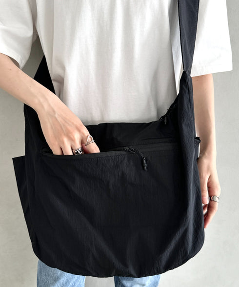 THE NORTH FACE(ザ・ノースフェイス)/A4対応 軽量 大容量 ショルダー ホーボーバッグ/WL HOBO SHOULDER BAG L | IM1253024 | ブラック