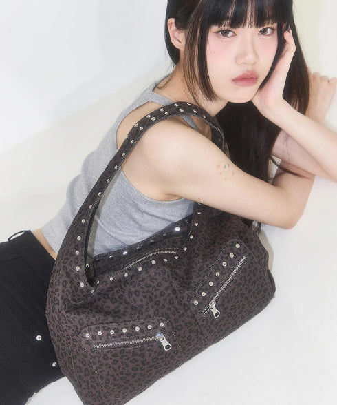 ILLIGO(イリゴ)/大容量 レオパード スタッズ ショルダー トートバッグ/LEOPARD STUD SHOULDER BAG | AT1253026 | ダークブラウン